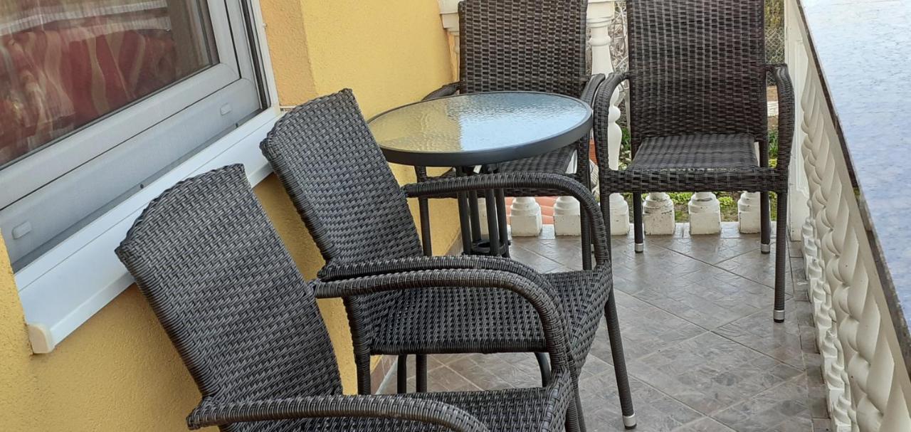 Apartment Leon Zadar Exterior photo