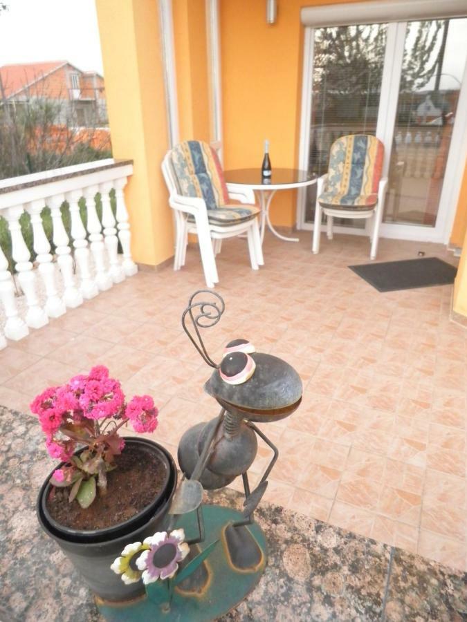 Apartment Leon Zadar Exterior photo